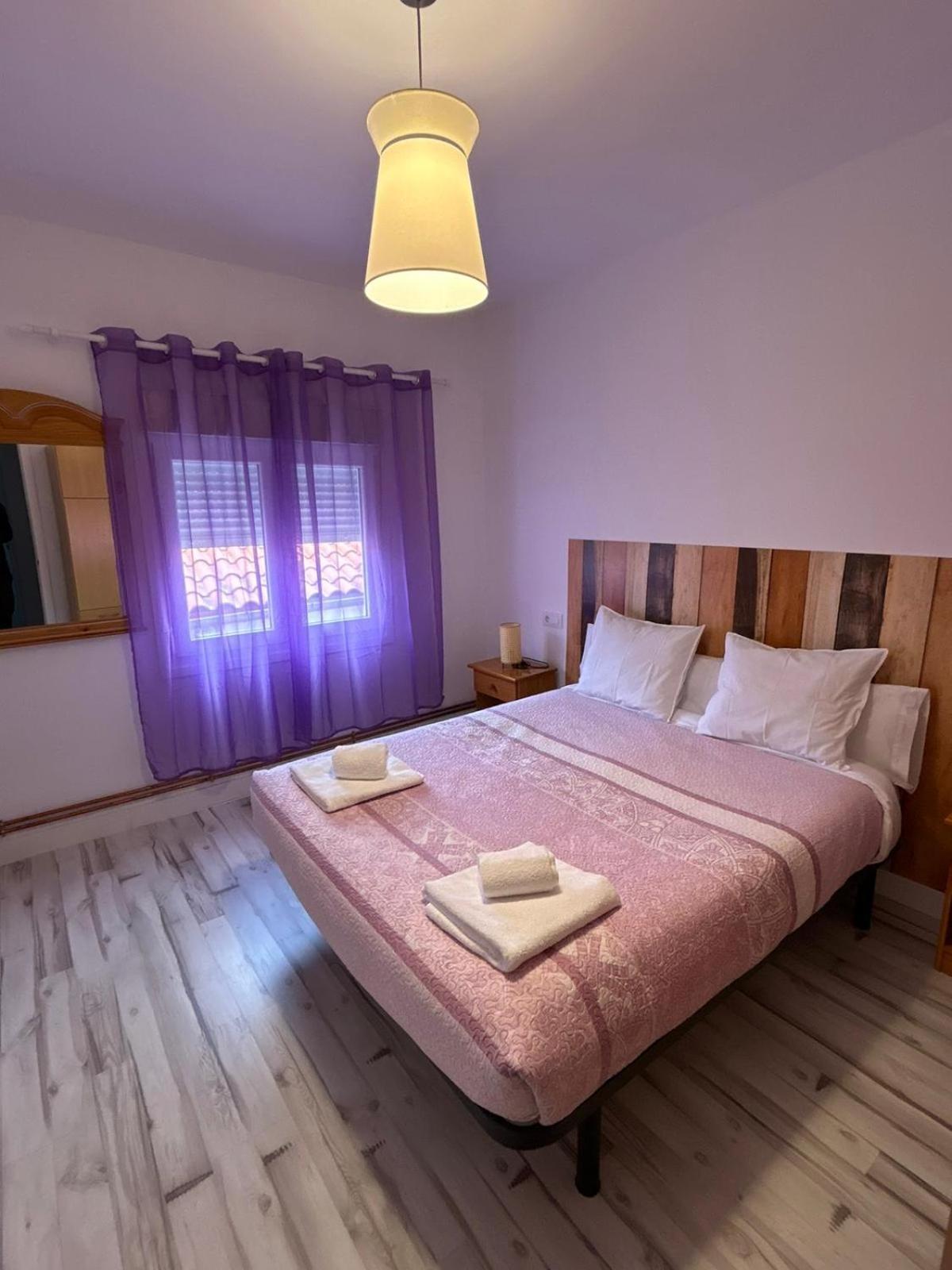 Apartamentos El Conde Santo Domingo De La Calzada Exteriör bild