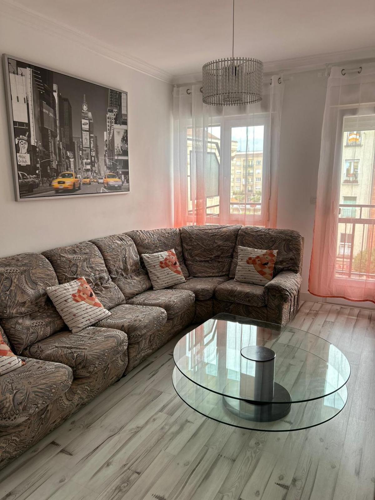 Apartamentos El Conde Santo Domingo De La Calzada Exteriör bild