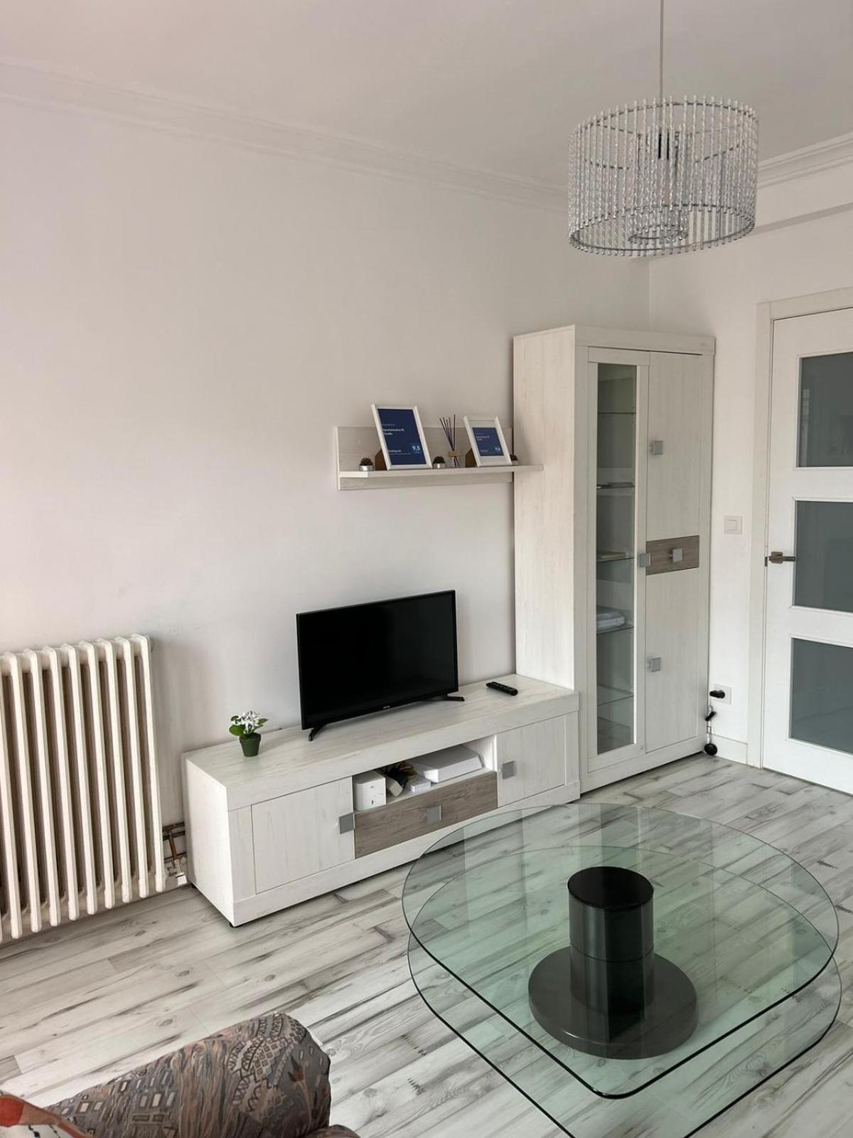 Apartamentos El Conde Santo Domingo De La Calzada Exteriör bild