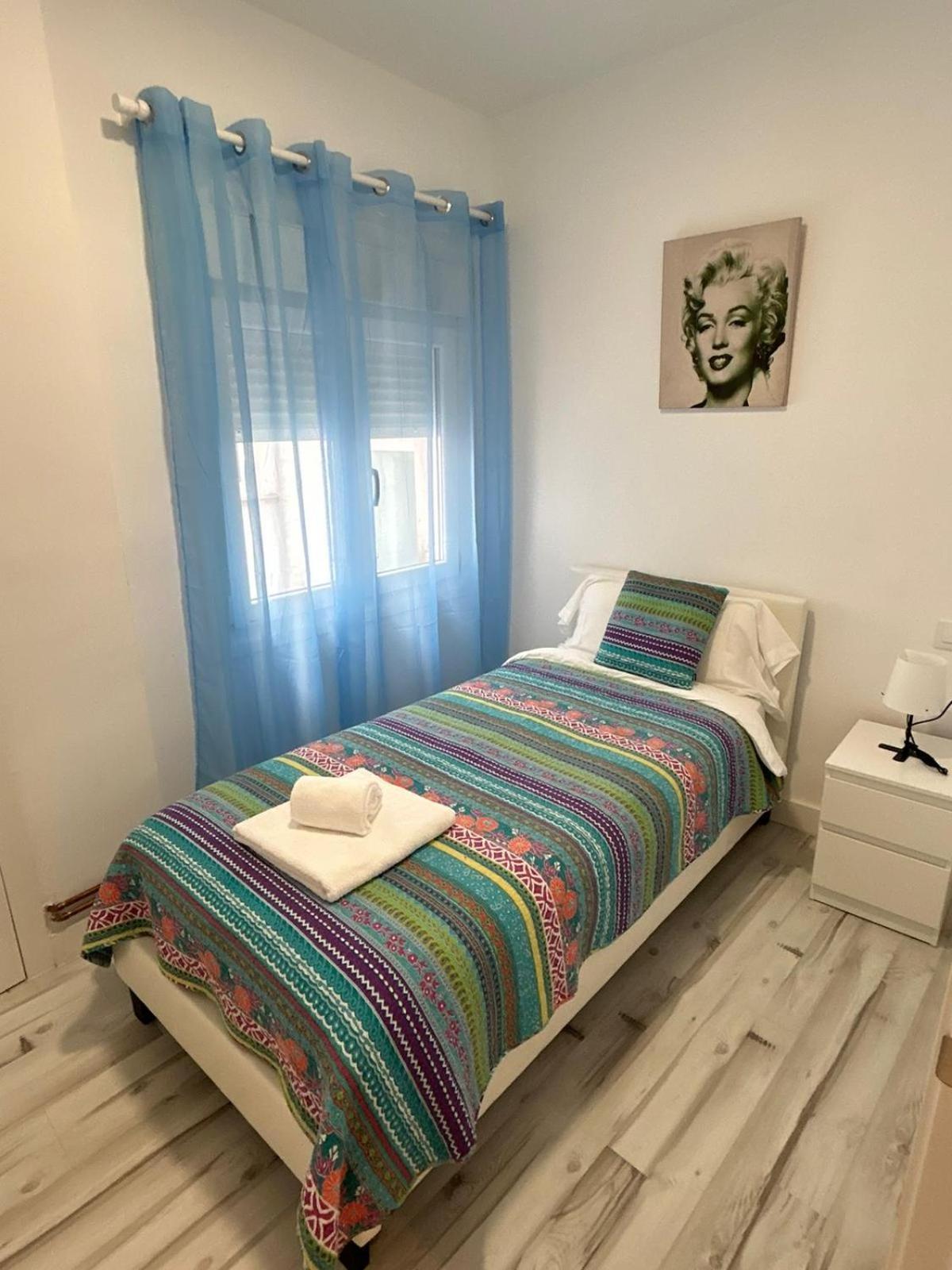 Apartamentos El Conde Santo Domingo De La Calzada Exteriör bild