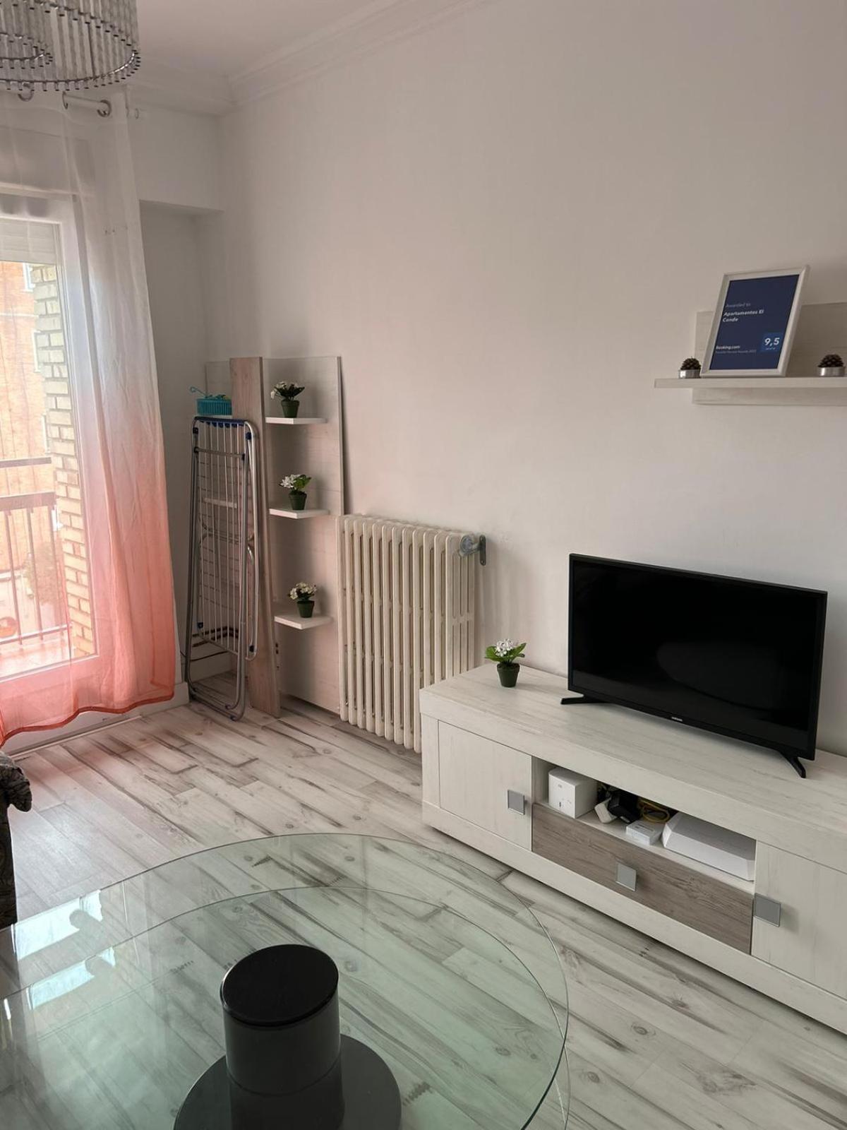 Apartamentos El Conde Santo Domingo De La Calzada Exteriör bild